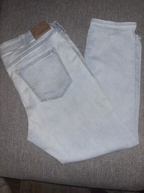 Express men’s Skinny Jeans - Light Blue Wash
